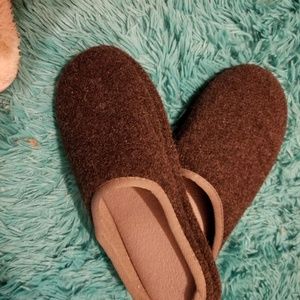 $6 or 3/$12  Men's Dearfoam Slippers